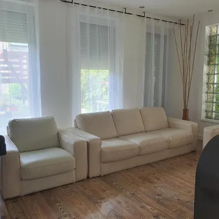 Apartment Ivett Apartmanhaz *